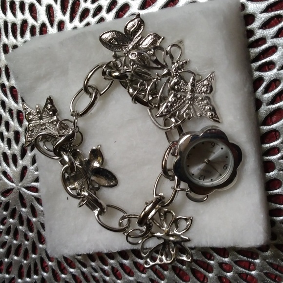 Watch/Bracelet,Silver tone,Butterfly bracelet watch. - Picture 3 of 10